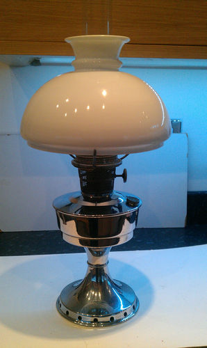 Aladdin model 14 lamp with model 12 base